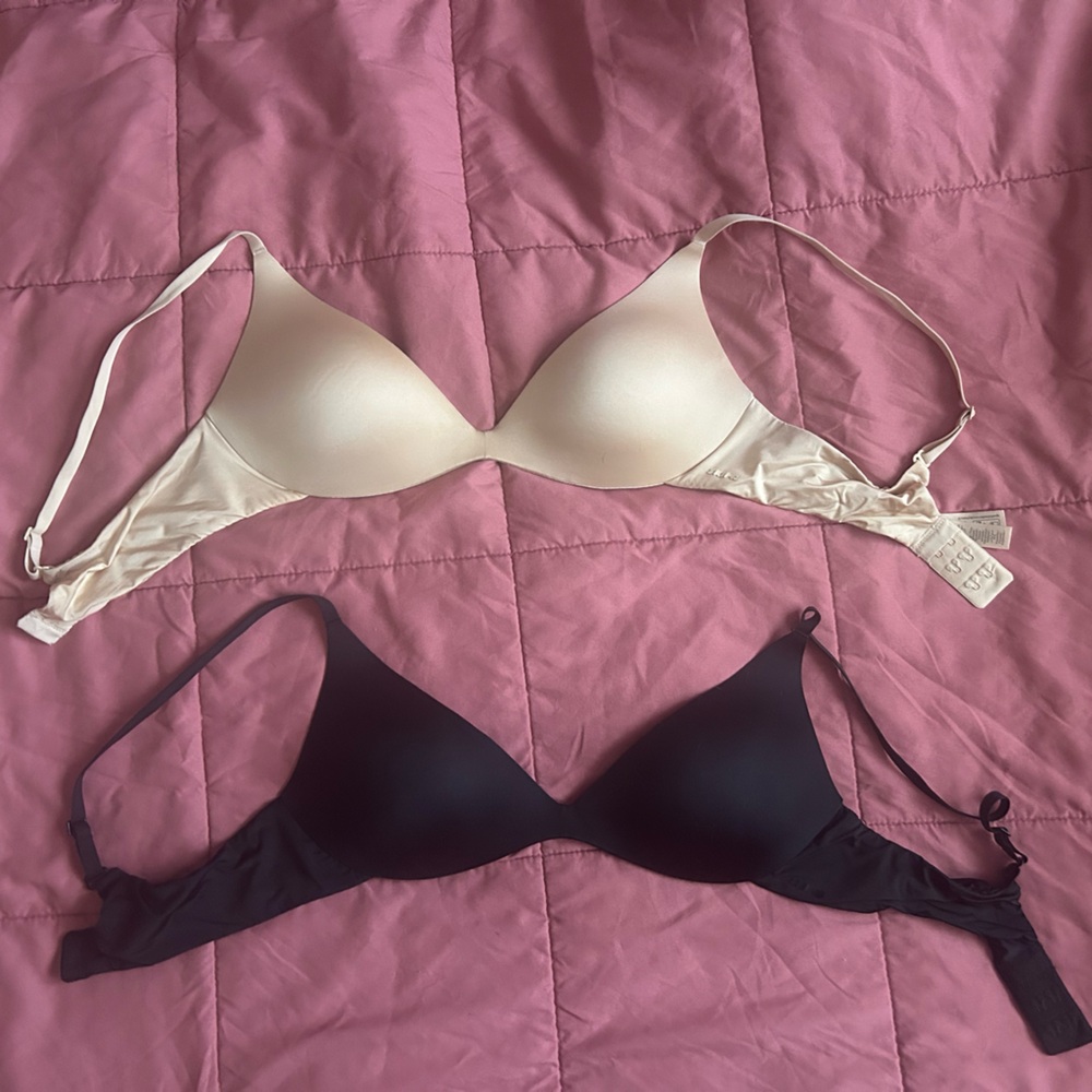 Lot of 2 SKIMS Wireless Form Super Push Up Bras - 36B - Sand, Onyx